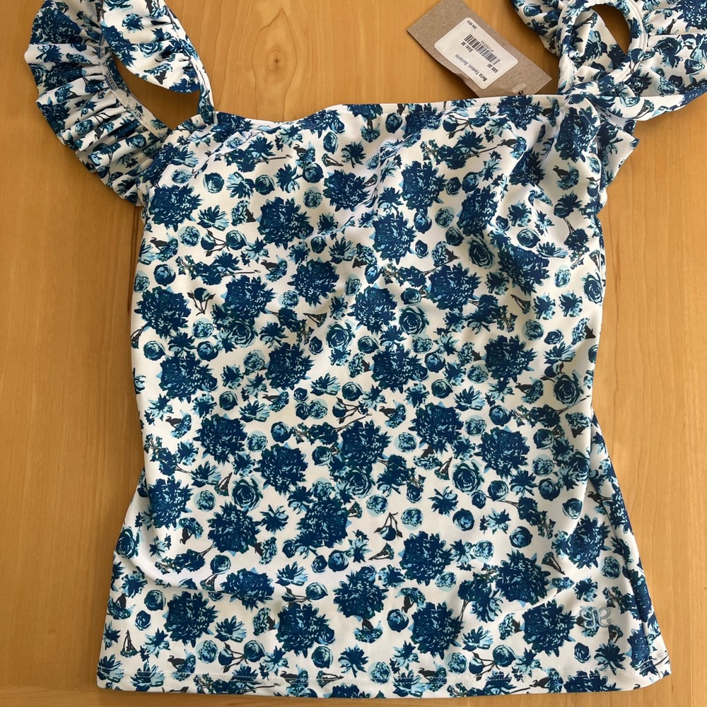 *SOLD* Albion Fit Santorini Tankini top size medium blue floral